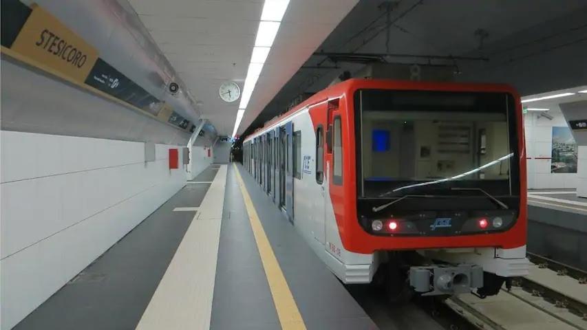 Downtown Centro Storico - Alloggio in famiglia Aeroporto di Catania Fontana Rossa